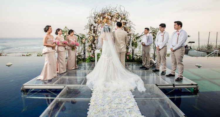 Yacht Or Royal Wedding In Bali – What Do You Prefer?
